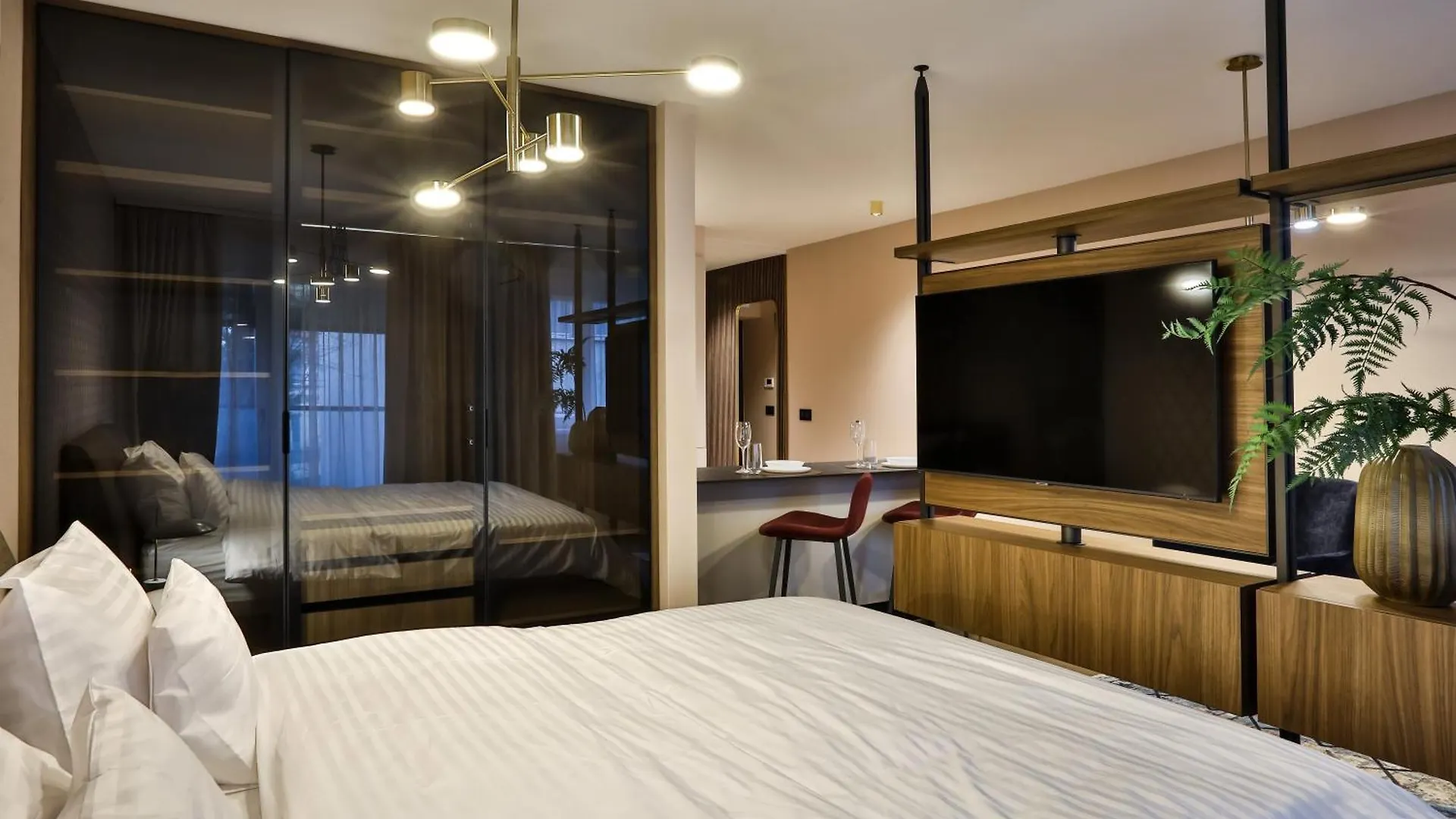 Sun Hill Luxury Suites Budapest 0*,  Hungary