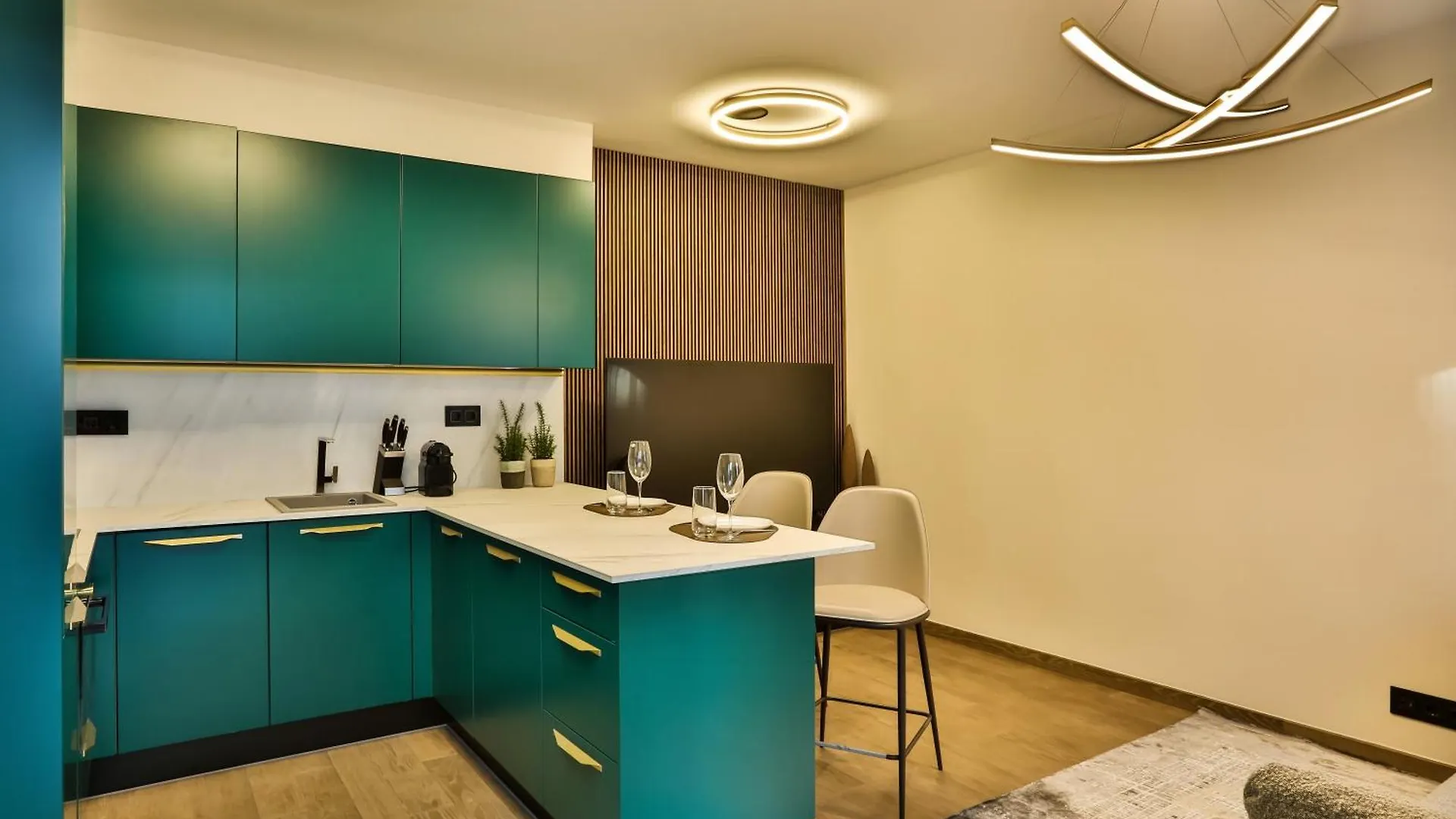 Sun Hill Luxury Suites Budapest Apartment