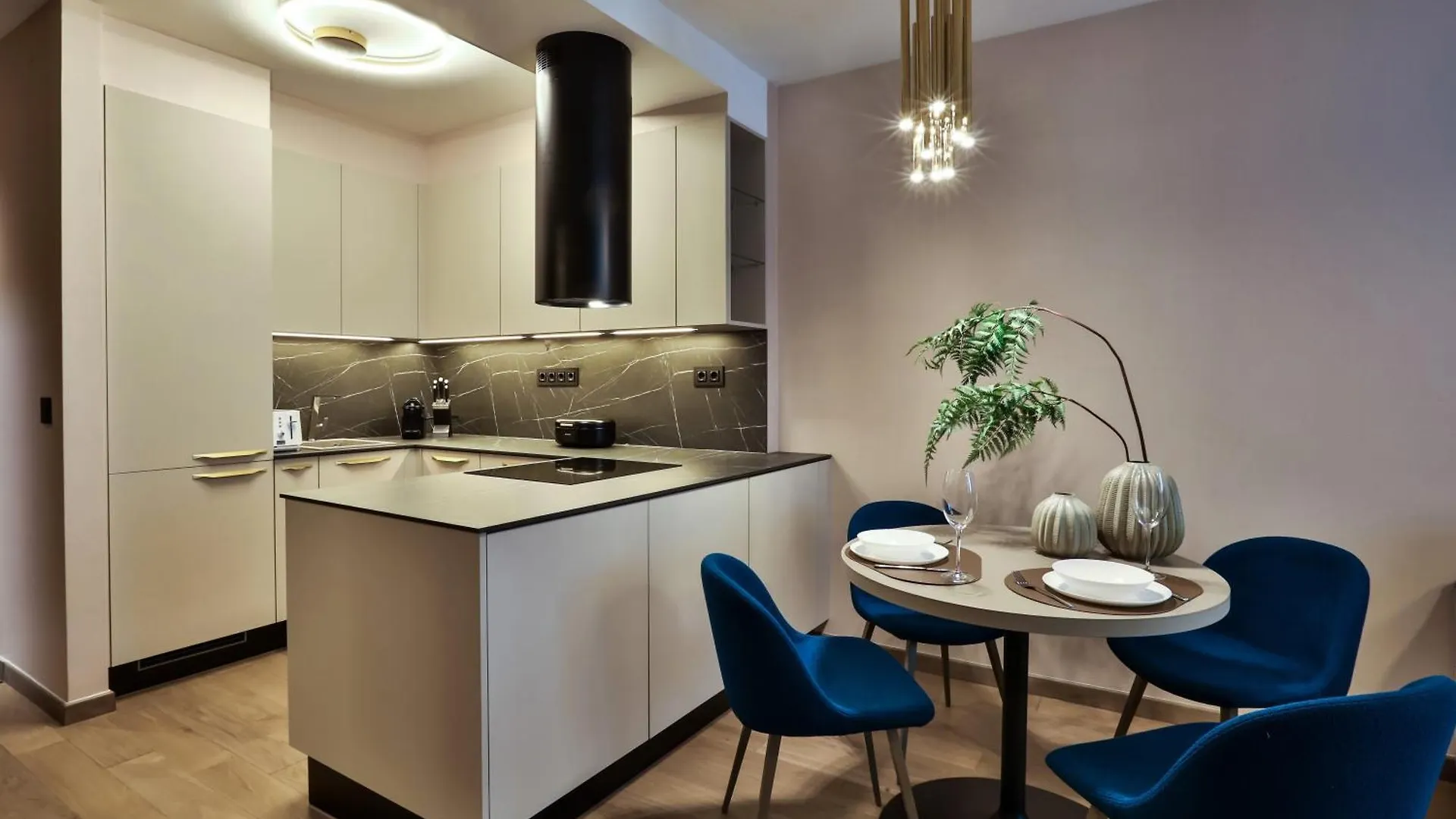 Sun Hill Luxury Suites Budapest 0*,
