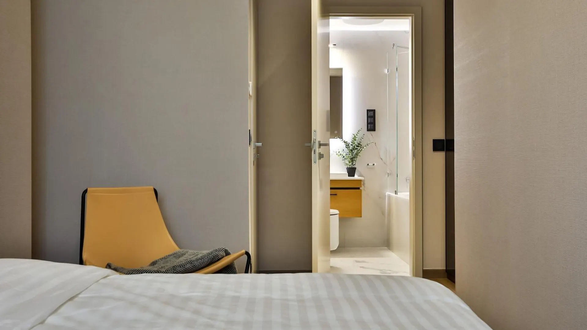 Sun Hill Luxury Suites Budapest Apartment